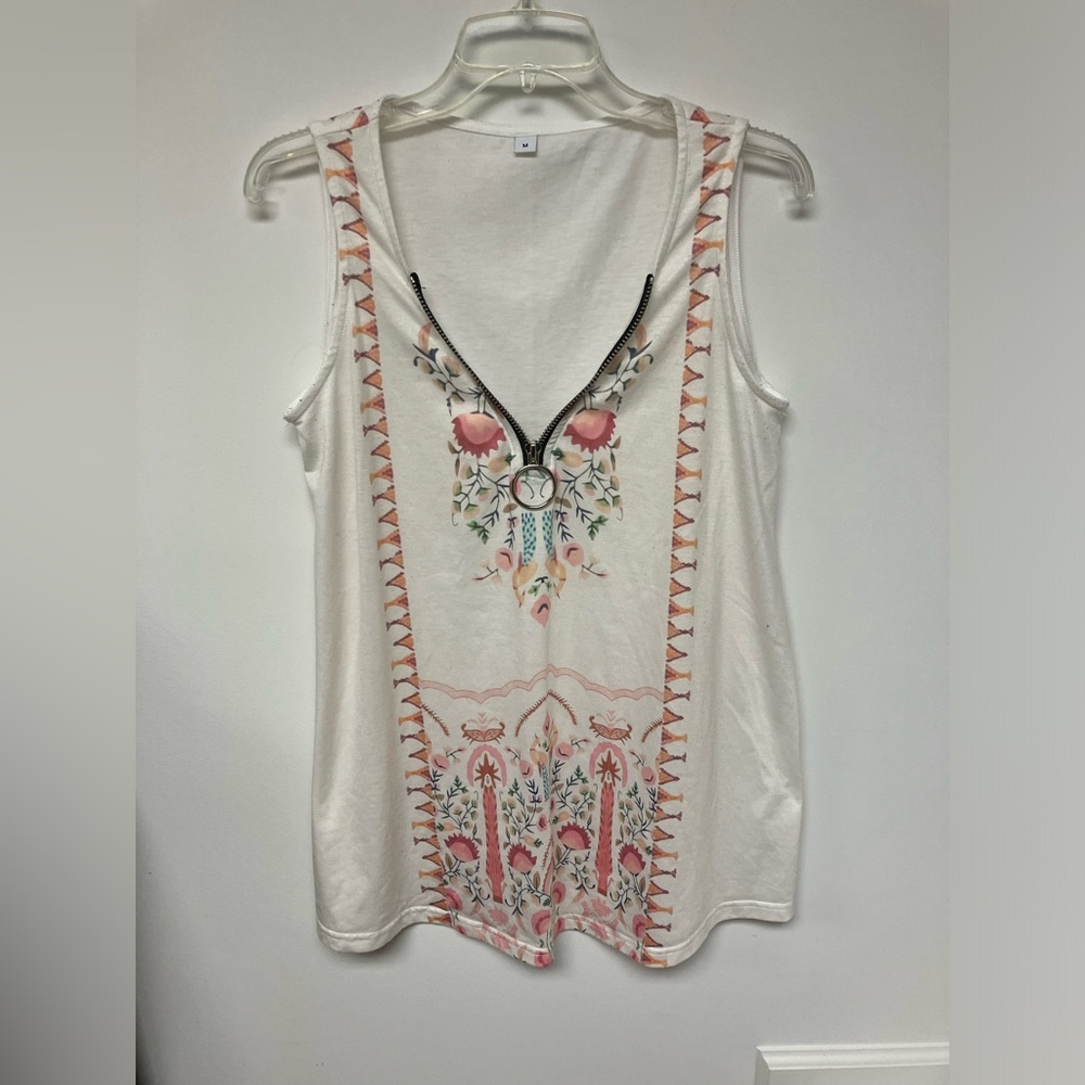 Adorable sleeveless tank, off white, M